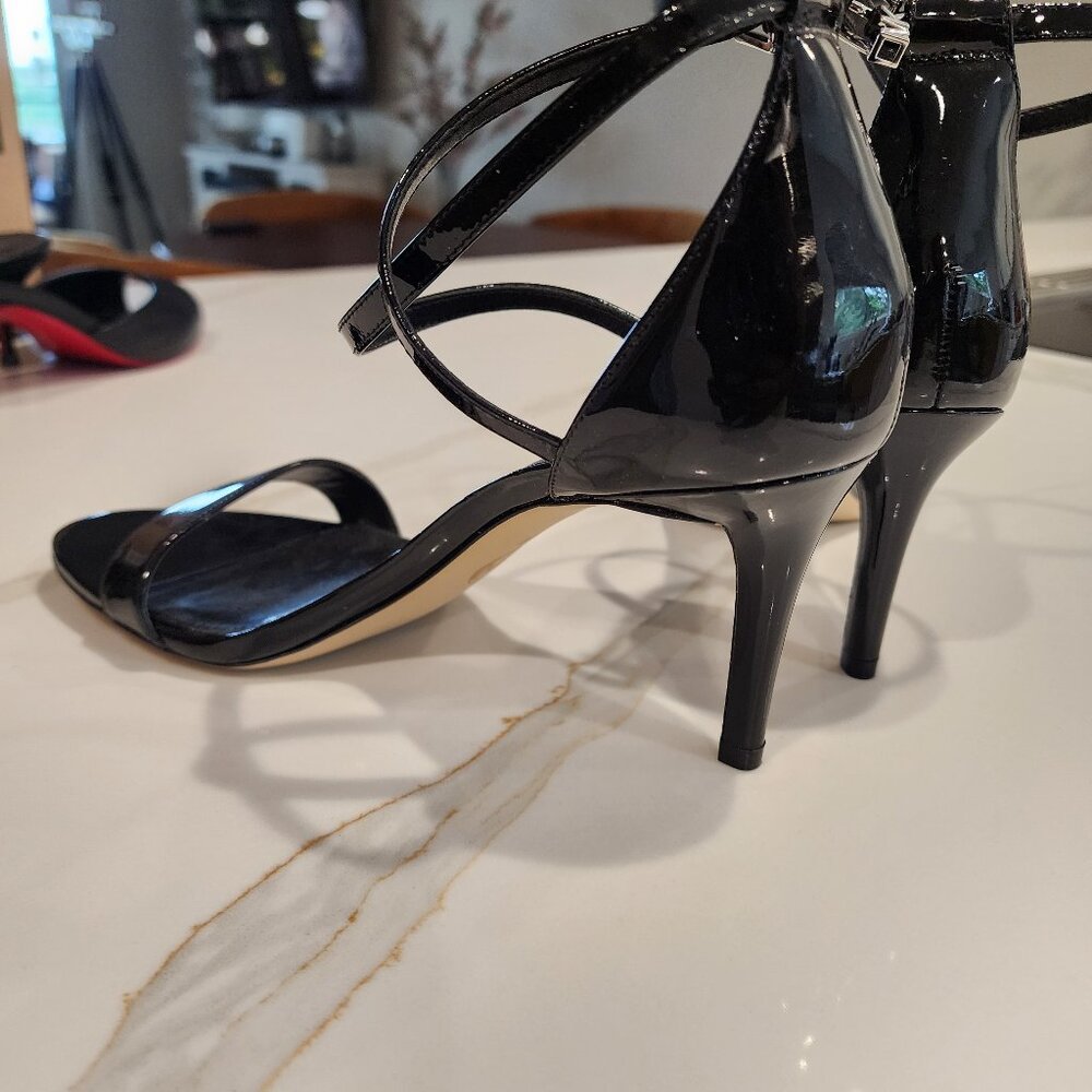 Michael Kors Simone Sandal